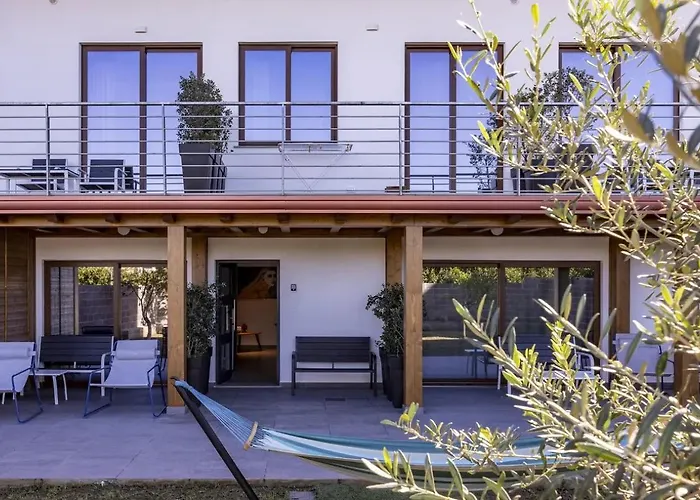 Aparthotel La BriSa Capo dʼOrlando