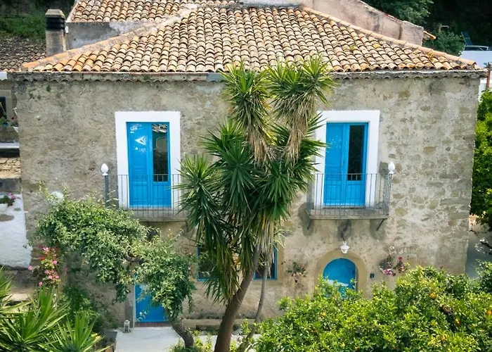 La Casa del Nespolo - Exclusive Country Suites - Seaview Pool&Self Check-in Capo dʼOrlando
